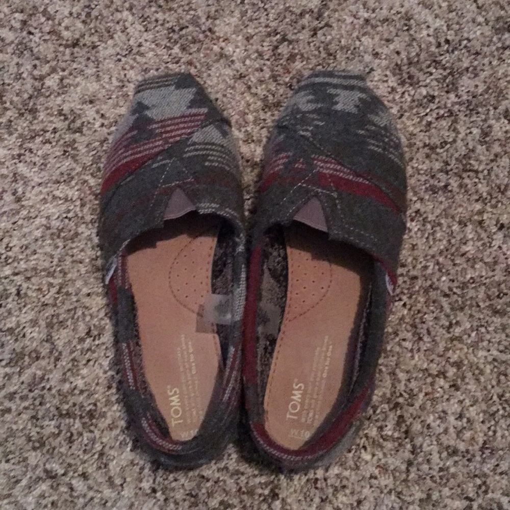 Toms shoes